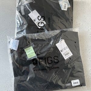 FIGS Black Catarina One-Pocket Scrub Top size 4xl BNWT